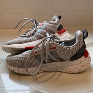 Adidas Little Kids TR21 sneakers 1